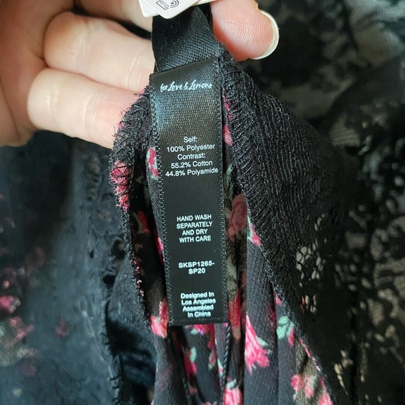 For Love & Lemons x Victoria's Secret Floral Valentines Day Romantic Robe Size L - Picture 5 of 7